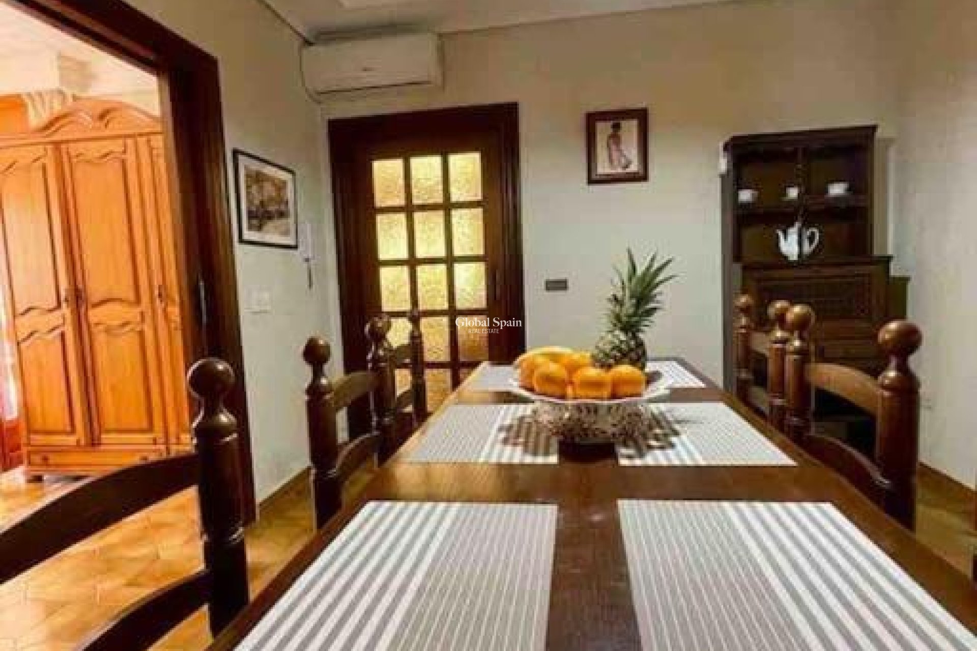 Resale - VILLA -
ORIHUELA COSTA - CAMPOAMOR