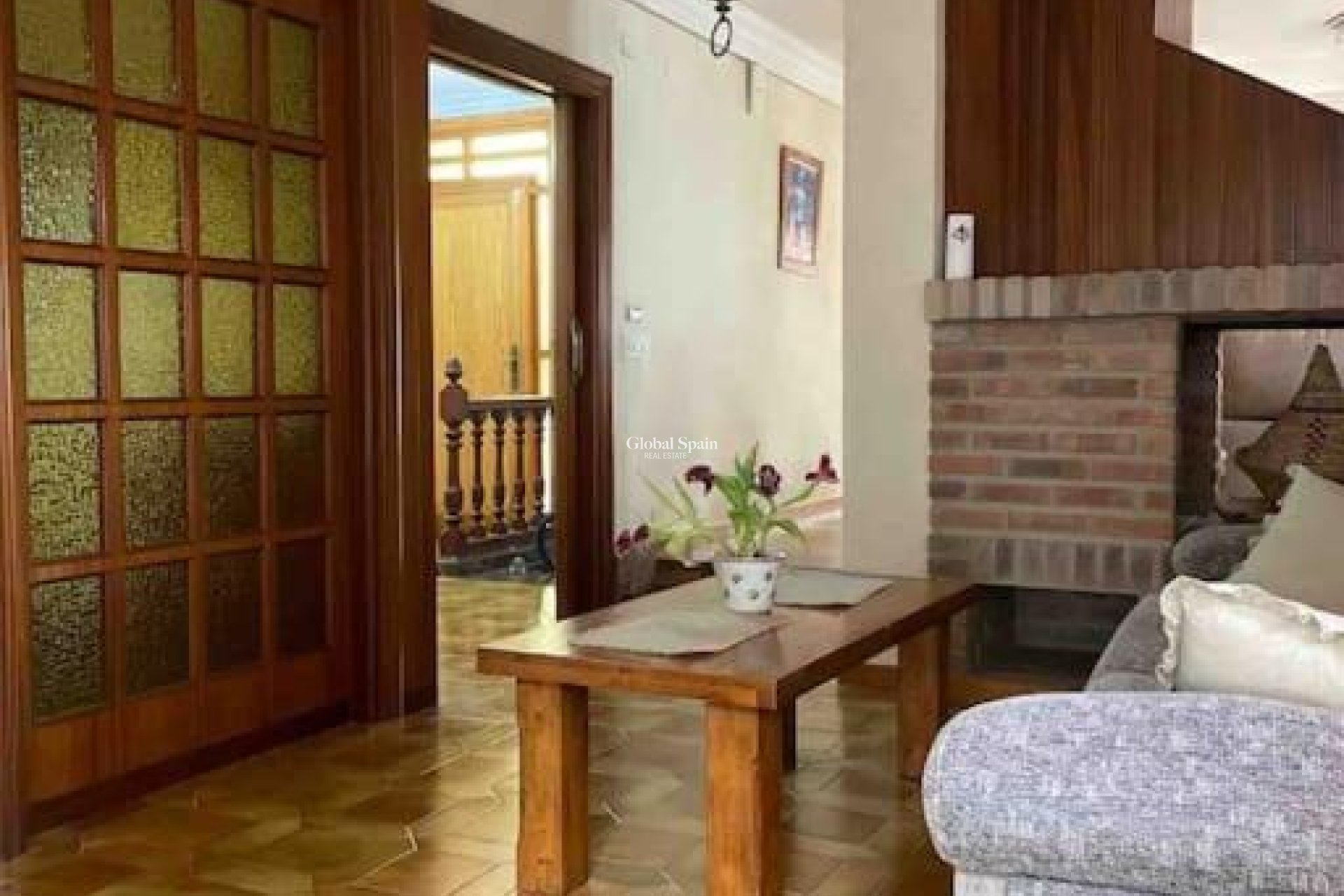 Resale - VILLA -
ORIHUELA COSTA - CAMPOAMOR