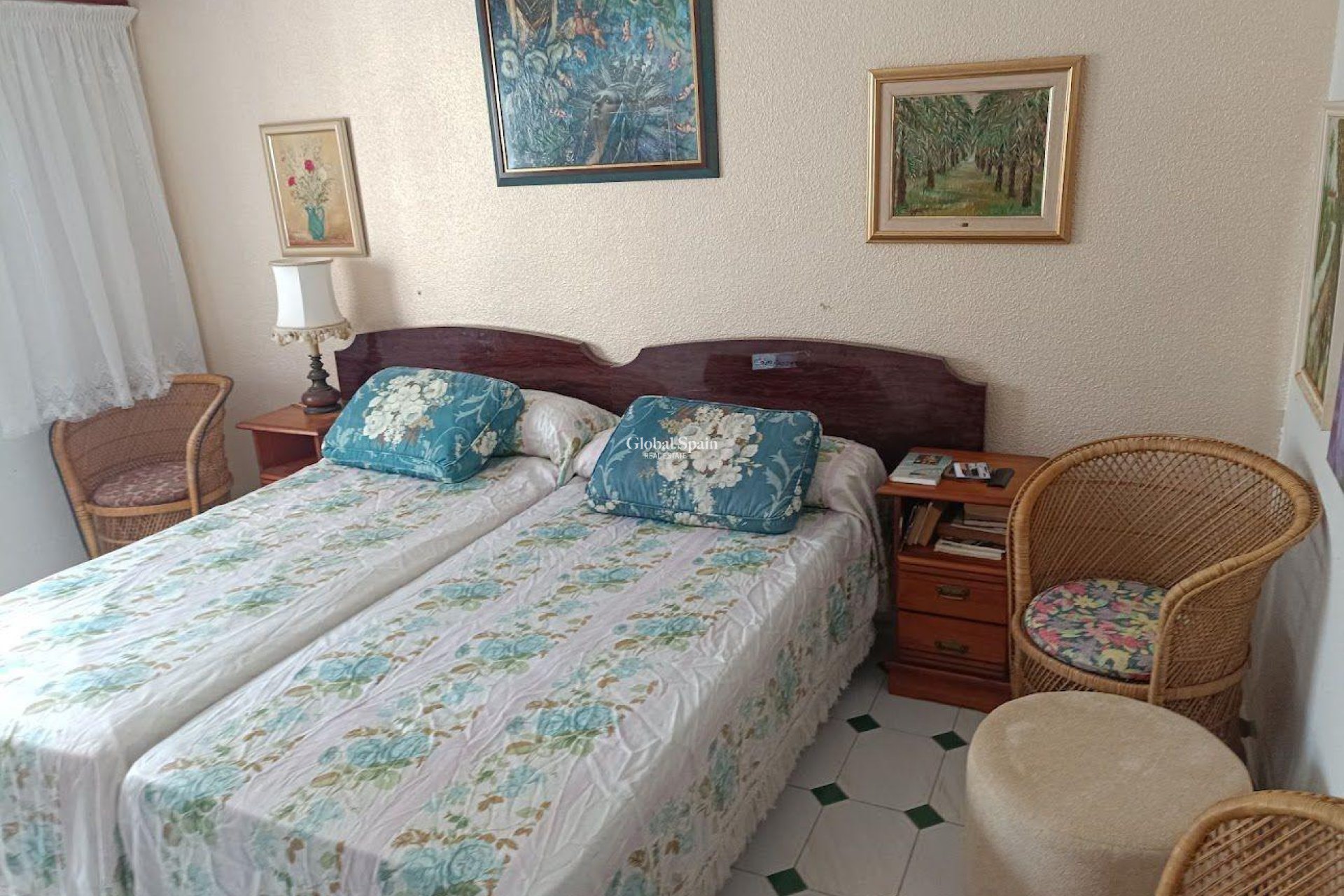 Resale - VILLA -
ORIHUELA COSTA - CAMPOAMOR