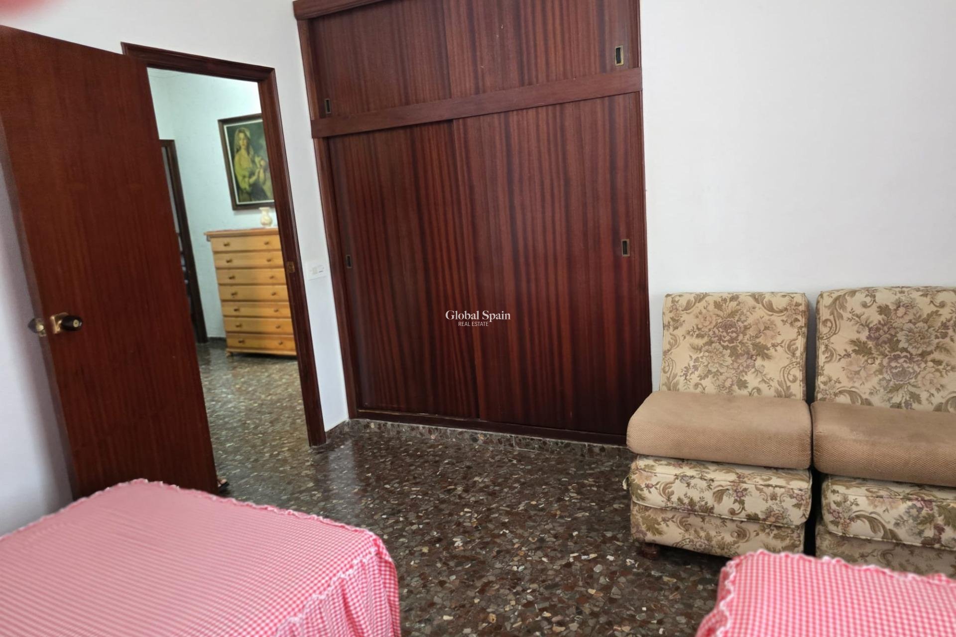 Resale - VILLA -
ORIHUELA COSTA - CAMPOAMOR