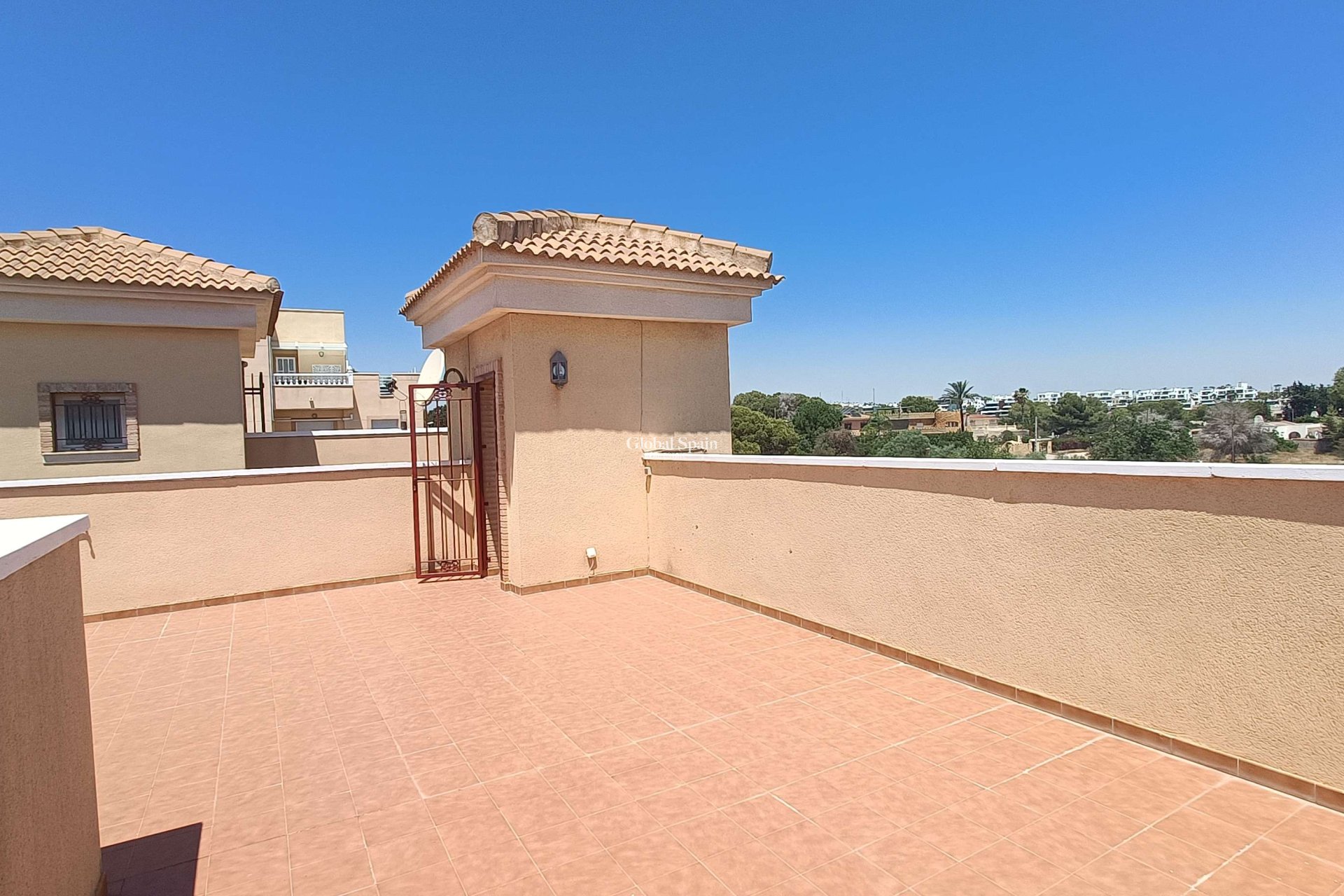 Resale - VILLA -
ORIHUELA COSTA - Castillo de Don Juan