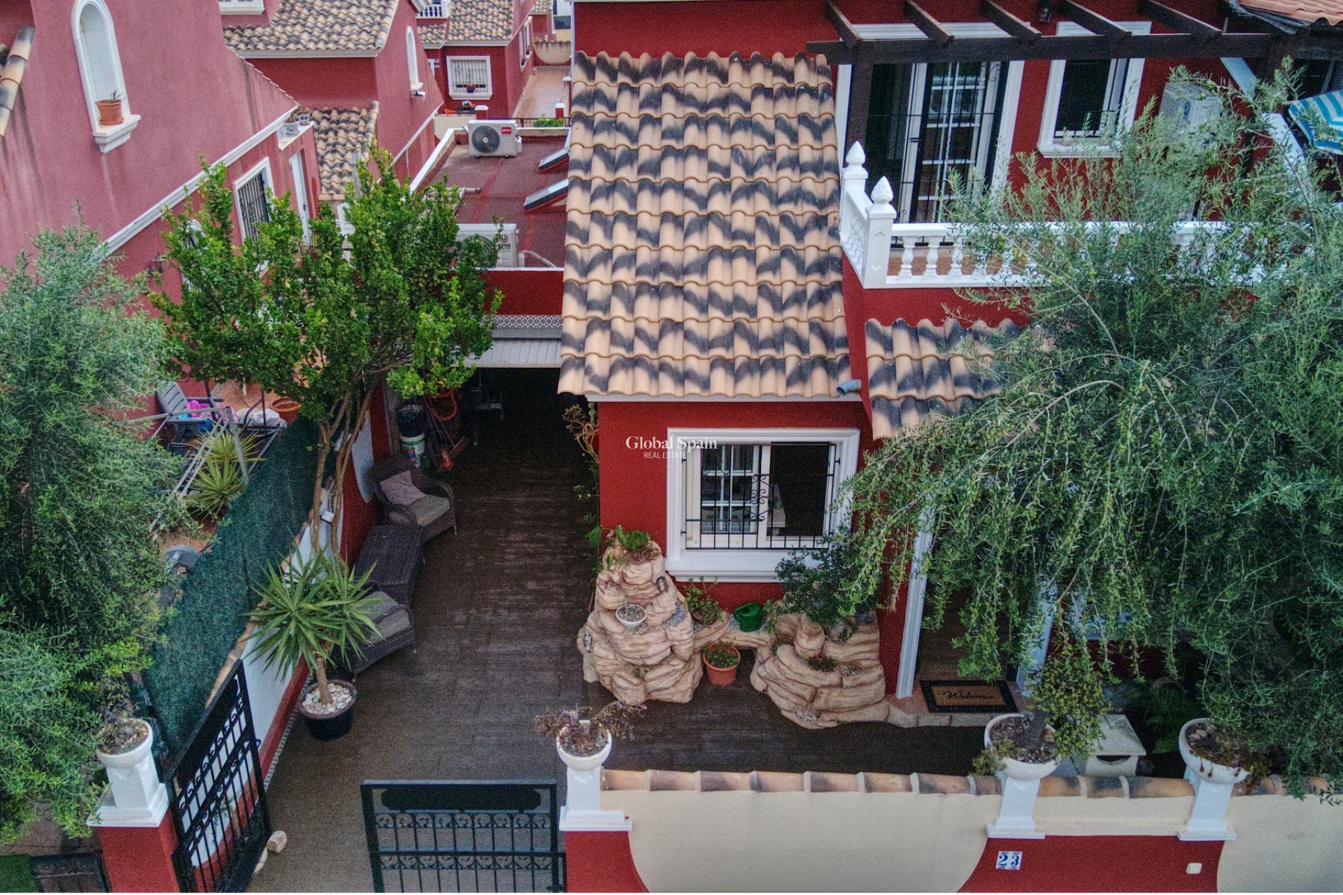 Resale - VILLA -
ORIHUELA COSTA - Costa Blanca South