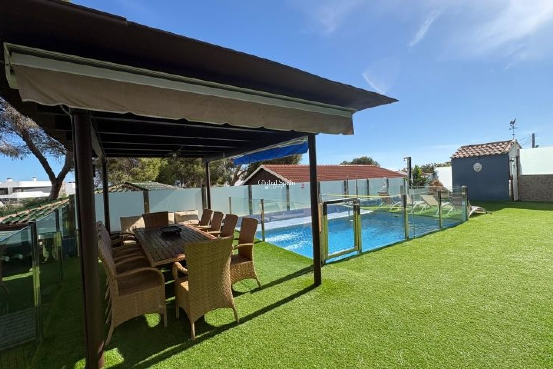 Resale - VILLA -
ORIHUELA COSTA - Costa Blanca
