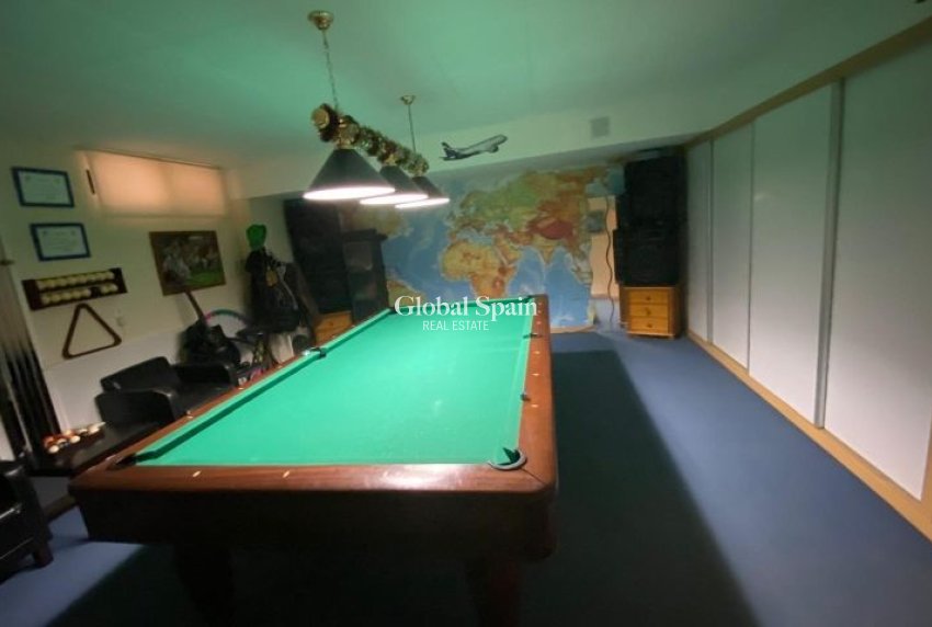 Resale - VILLA -
ORIHUELA COSTA - Costa Blanca