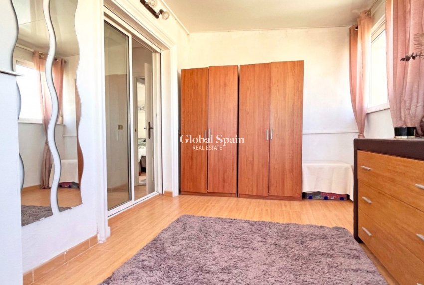 Resale - VILLA -
ORIHUELA COSTA - Costa Blanca