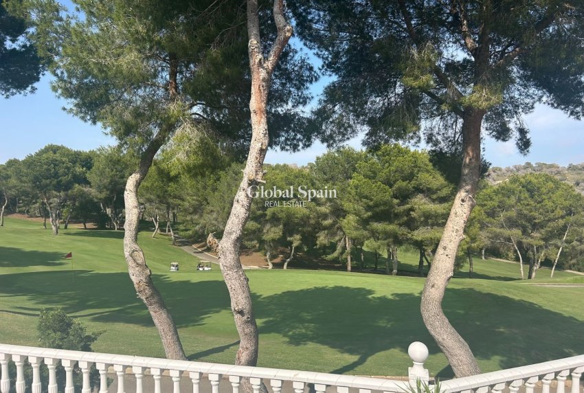 Resale - VILLA -
ORIHUELA COSTA - Costa Blanca