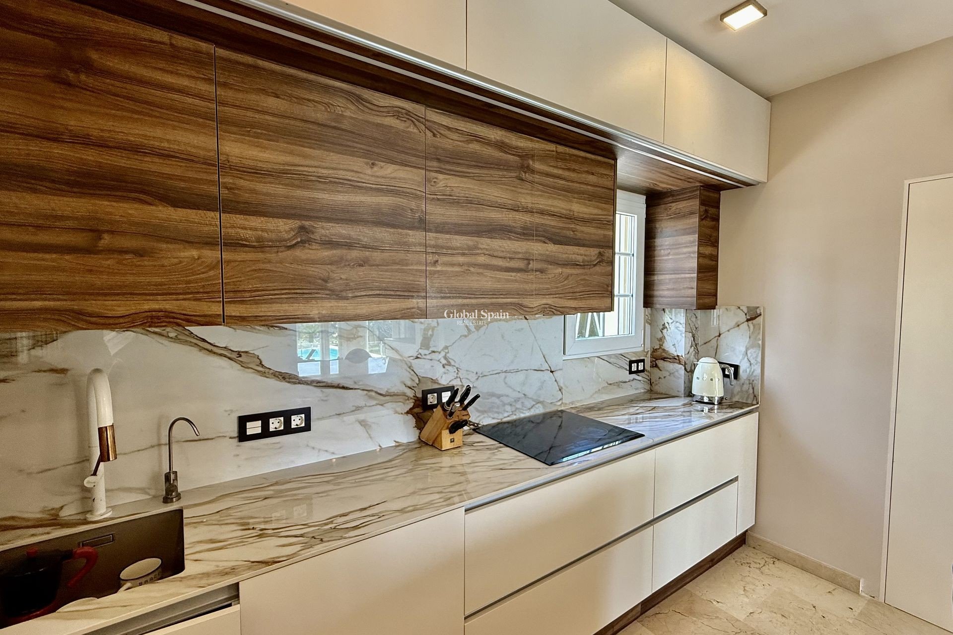 Resale - VILLA -
ORIHUELA COSTA - Costa Blanca