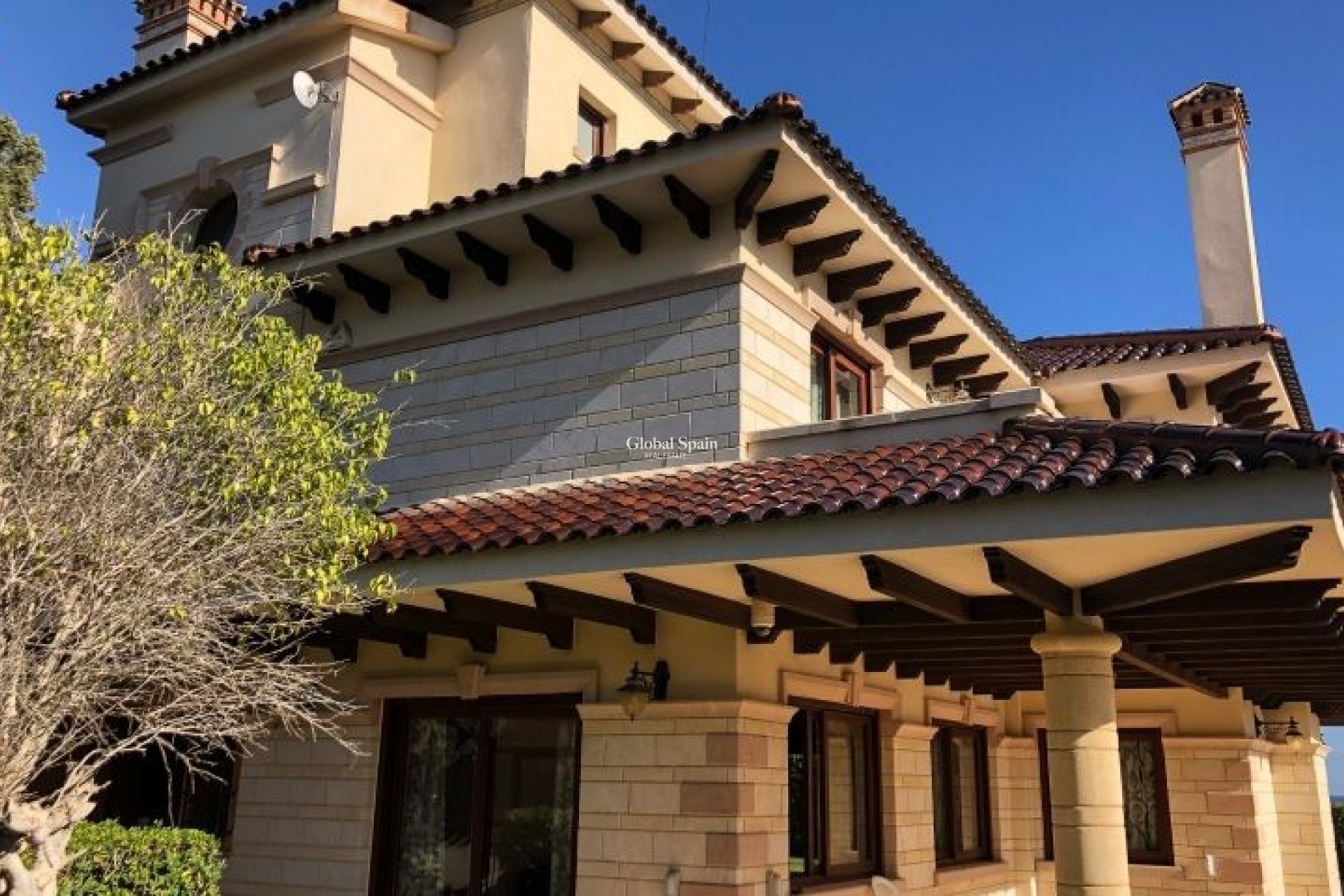 Resale - VILLA -
ORIHUELA COSTA - Costa Blanca