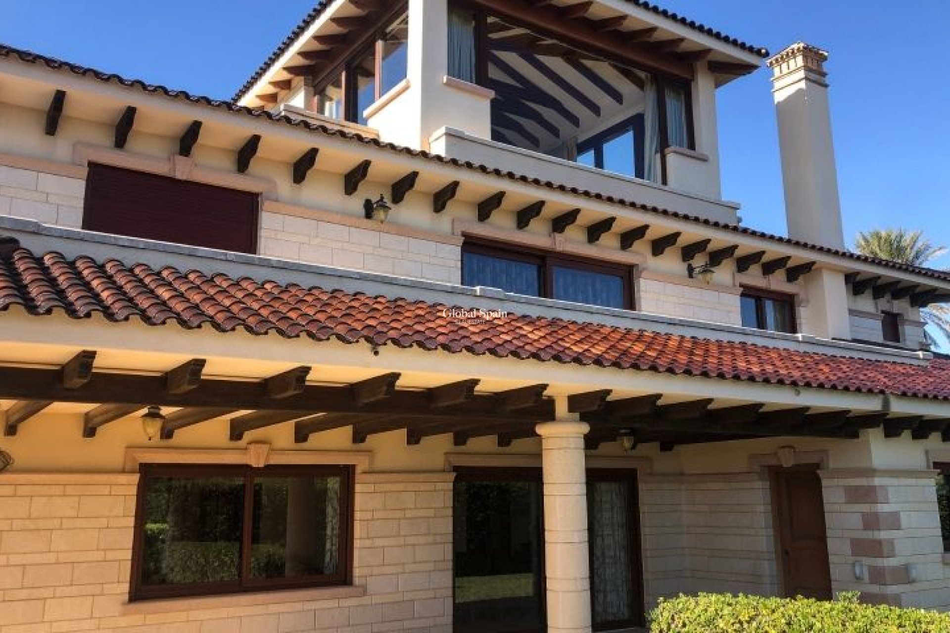 Resale - VILLA -
ORIHUELA COSTA - Costa Blanca