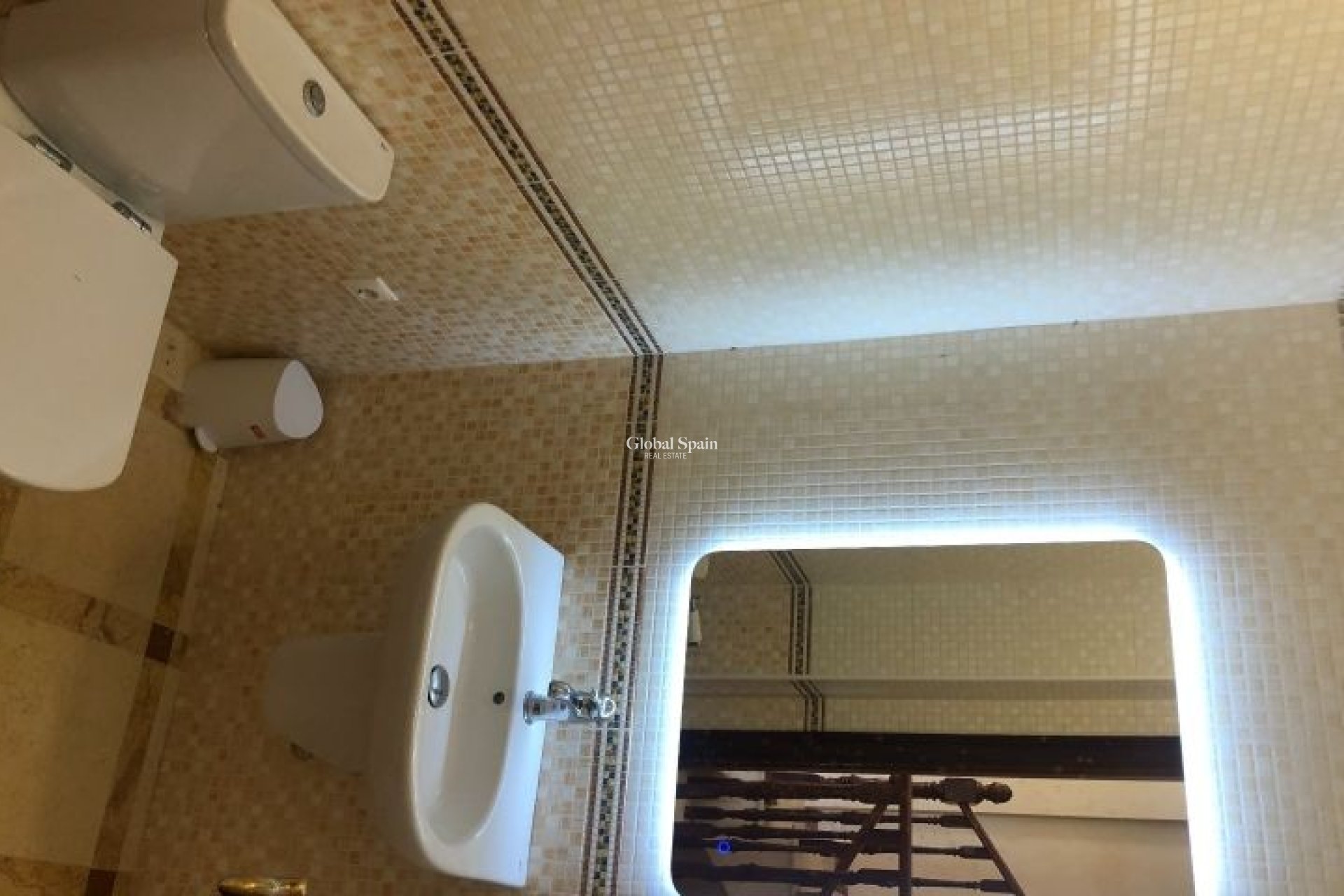 Resale - VILLA -
ORIHUELA COSTA - Costa Blanca