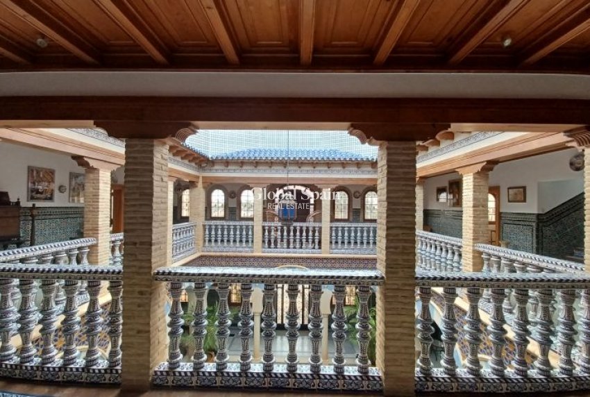 Resale - VILLA -
ORIHUELA COSTA - Costa Blanca