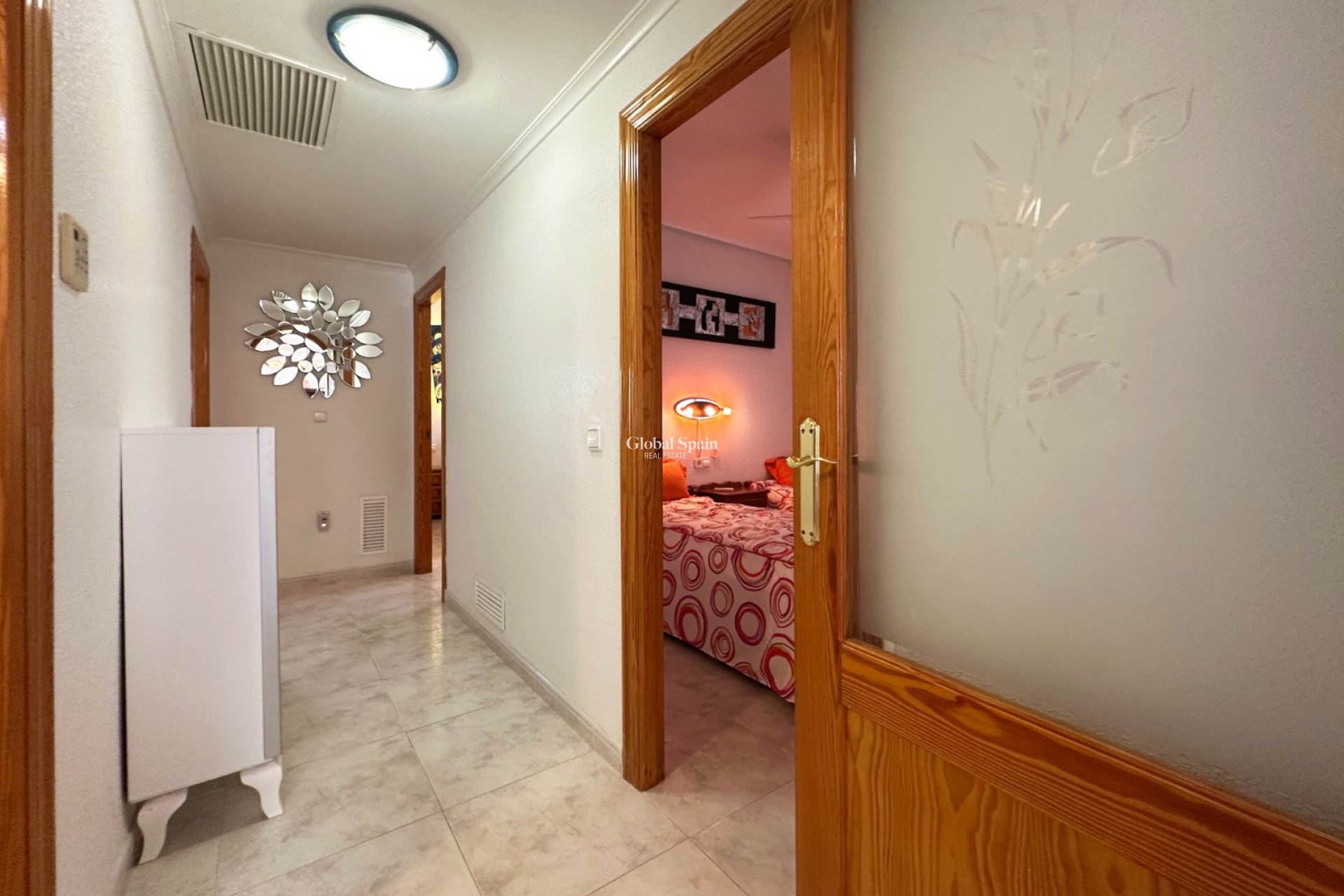 Resale - VILLA -
ORIHUELA COSTA - Costa Blanca