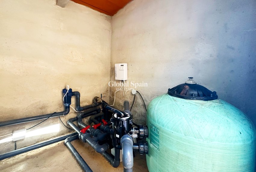 Resale - VILLA -
ORIHUELA COSTA - Costa Blanca