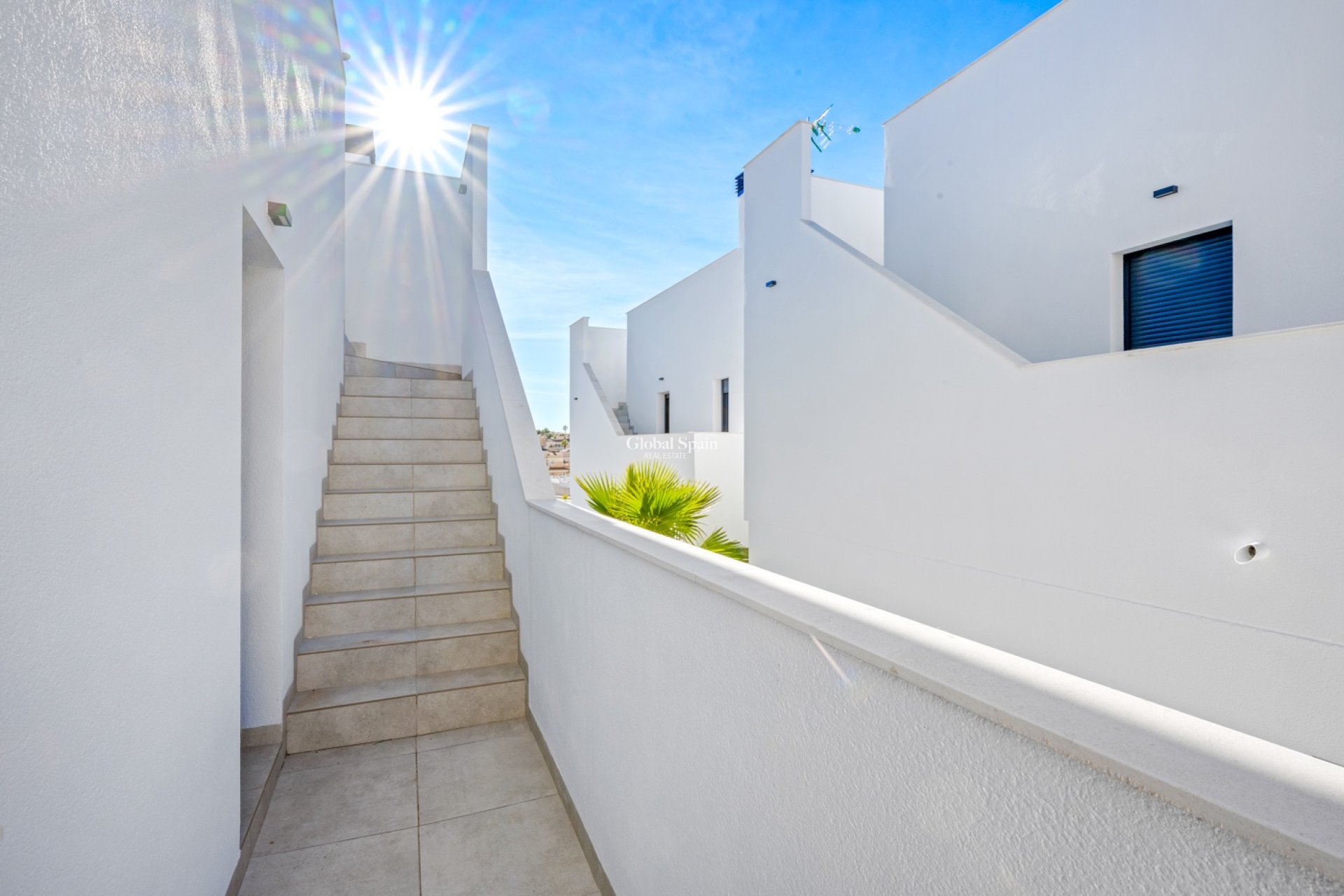 Resale - VILLA -
ORIHUELA COSTA - Costa Blanca