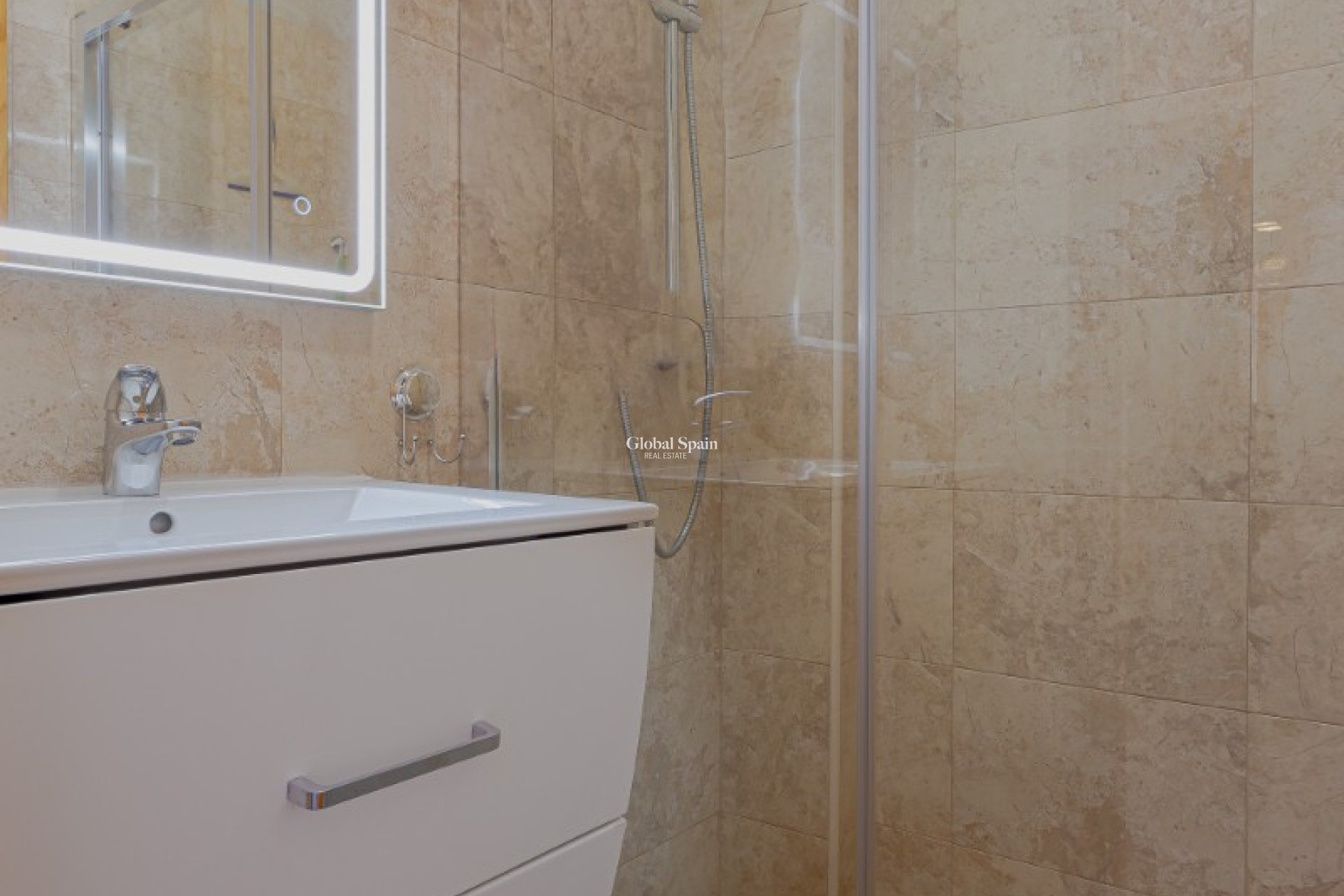 Resale - VILLA -
ORIHUELA COSTA - Costa Blanca