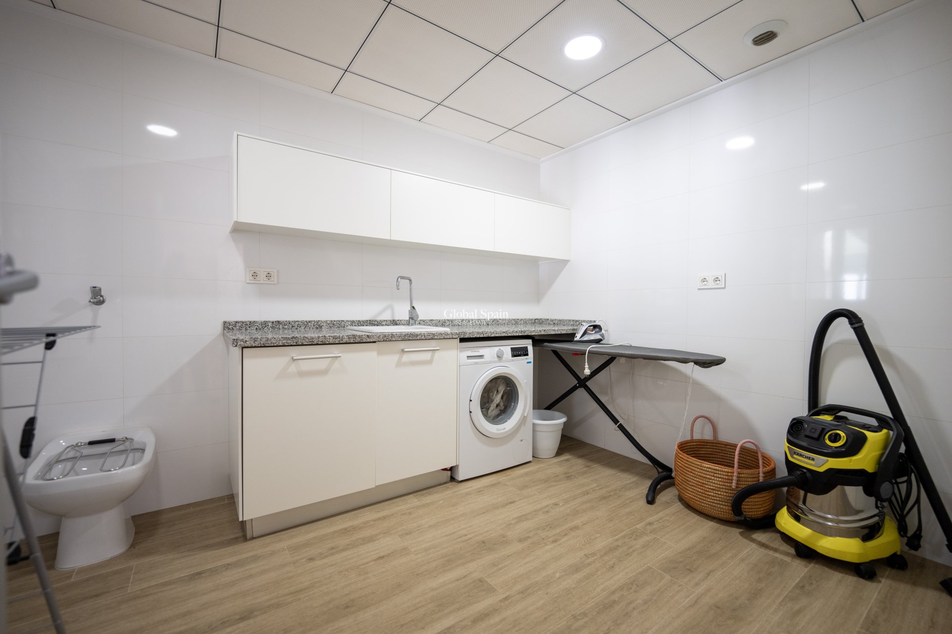 Resale - VILLA -
ORIHUELA COSTA - Costa Blanca