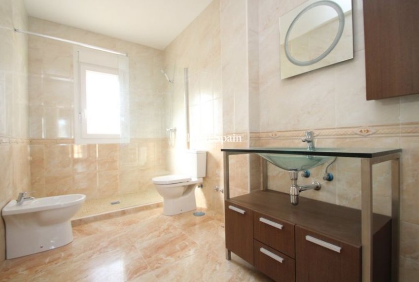 Resale - VILLA -
ORIHUELA COSTA - Costa Blanca