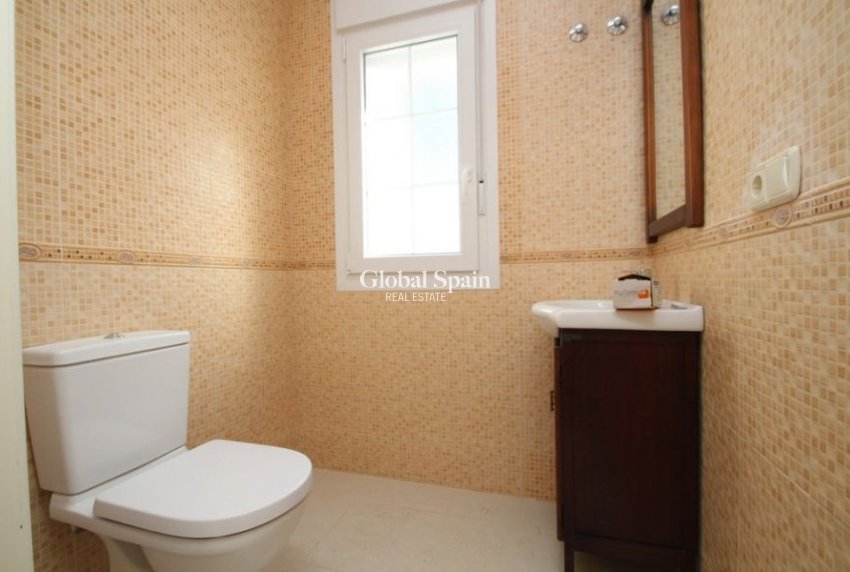 Resale - VILLA -
ORIHUELA COSTA - Costa Blanca