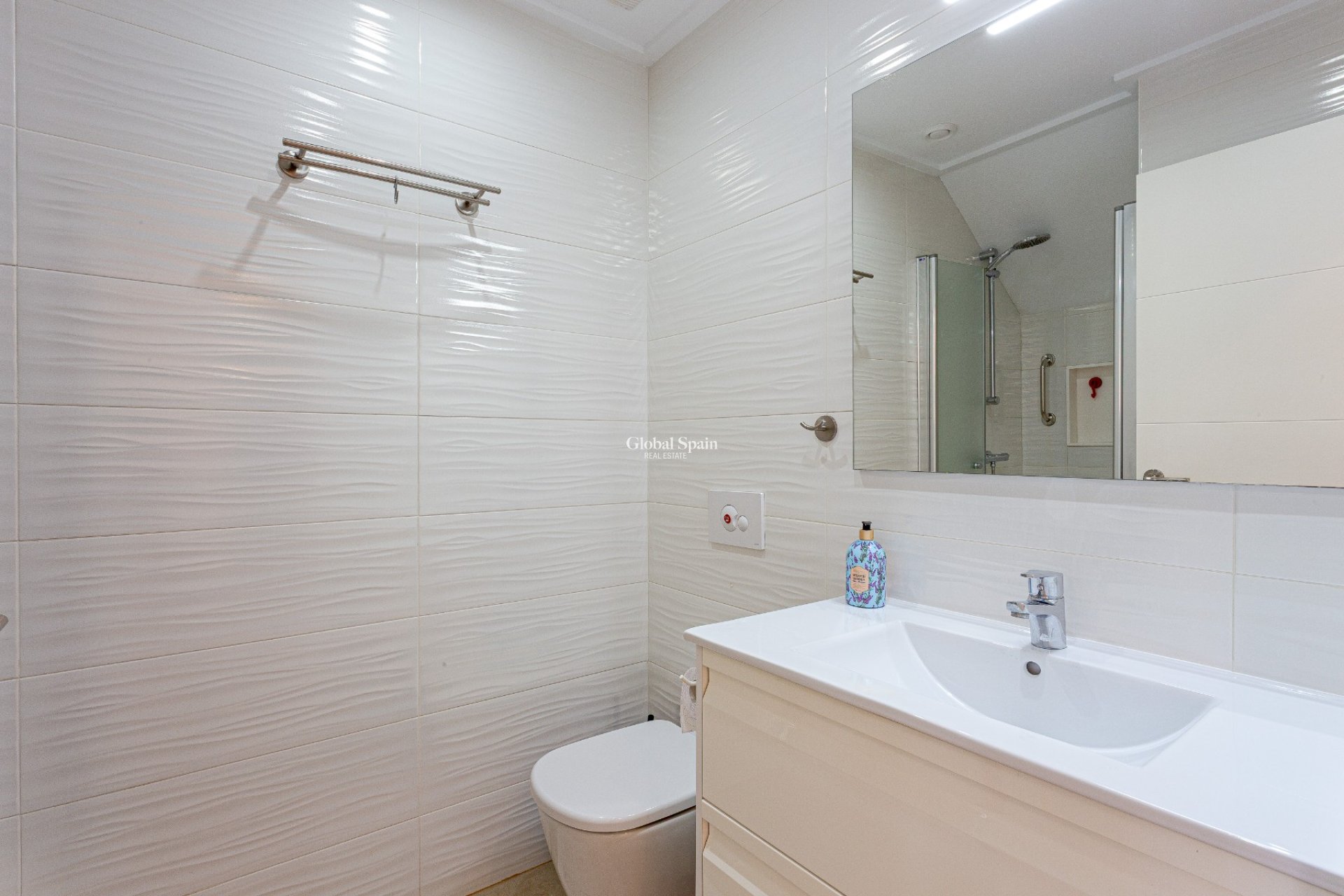 Resale - VILLA -
ORIHUELA COSTA - Costa Blanca