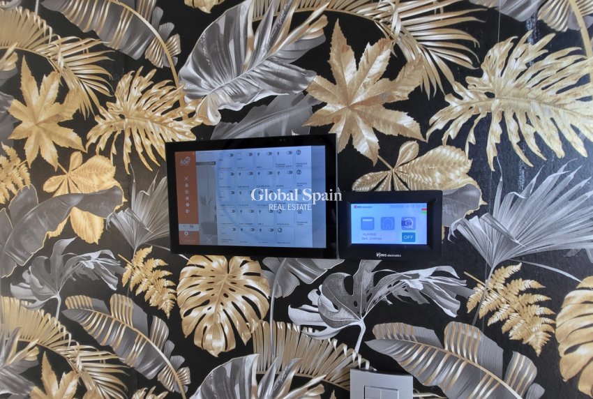 Resale - VILLA -
ORIHUELA COSTA - Costa Blanca