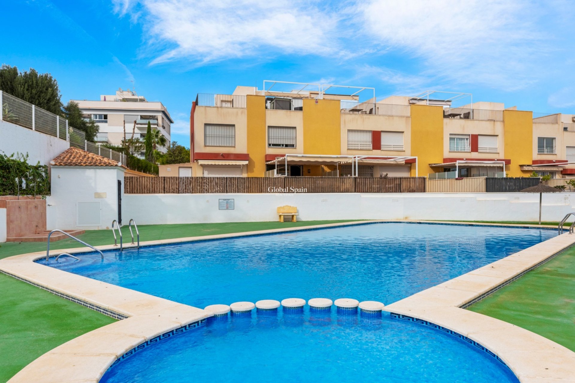 Resale - VILLA -
ORIHUELA COSTA - Costa Blanca