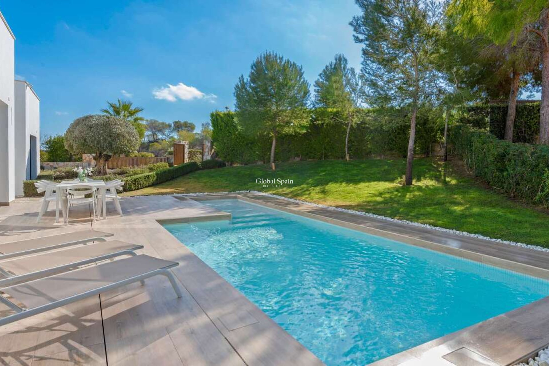 Resale - VILLA -
ORIHUELA COSTA - Costa Blanca