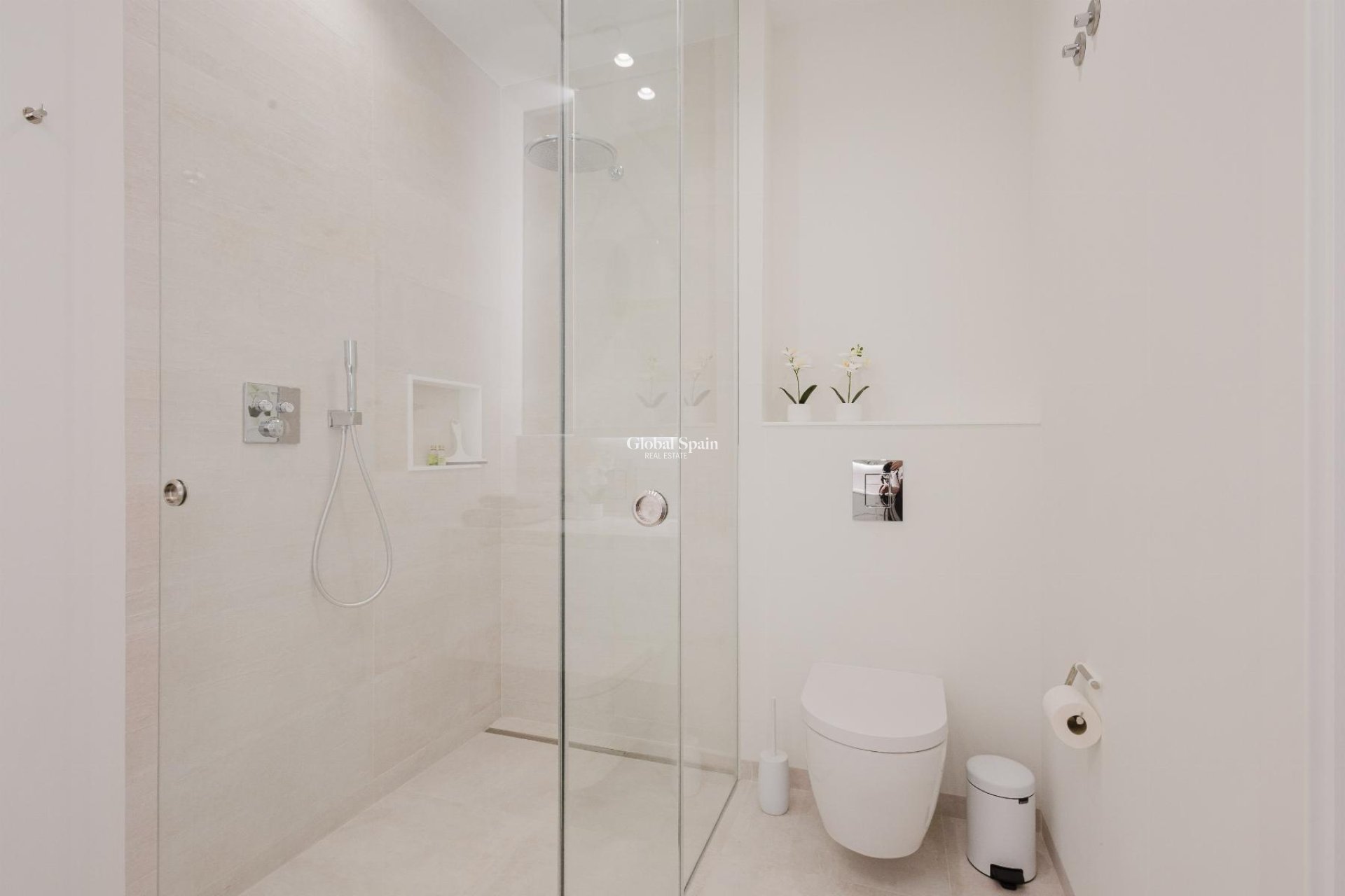 Resale - VILLA -
ORIHUELA COSTA - Costa Blanca