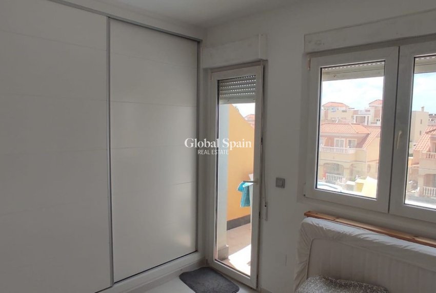 Resale - VILLA -
ORIHUELA COSTA - Costa Blanca