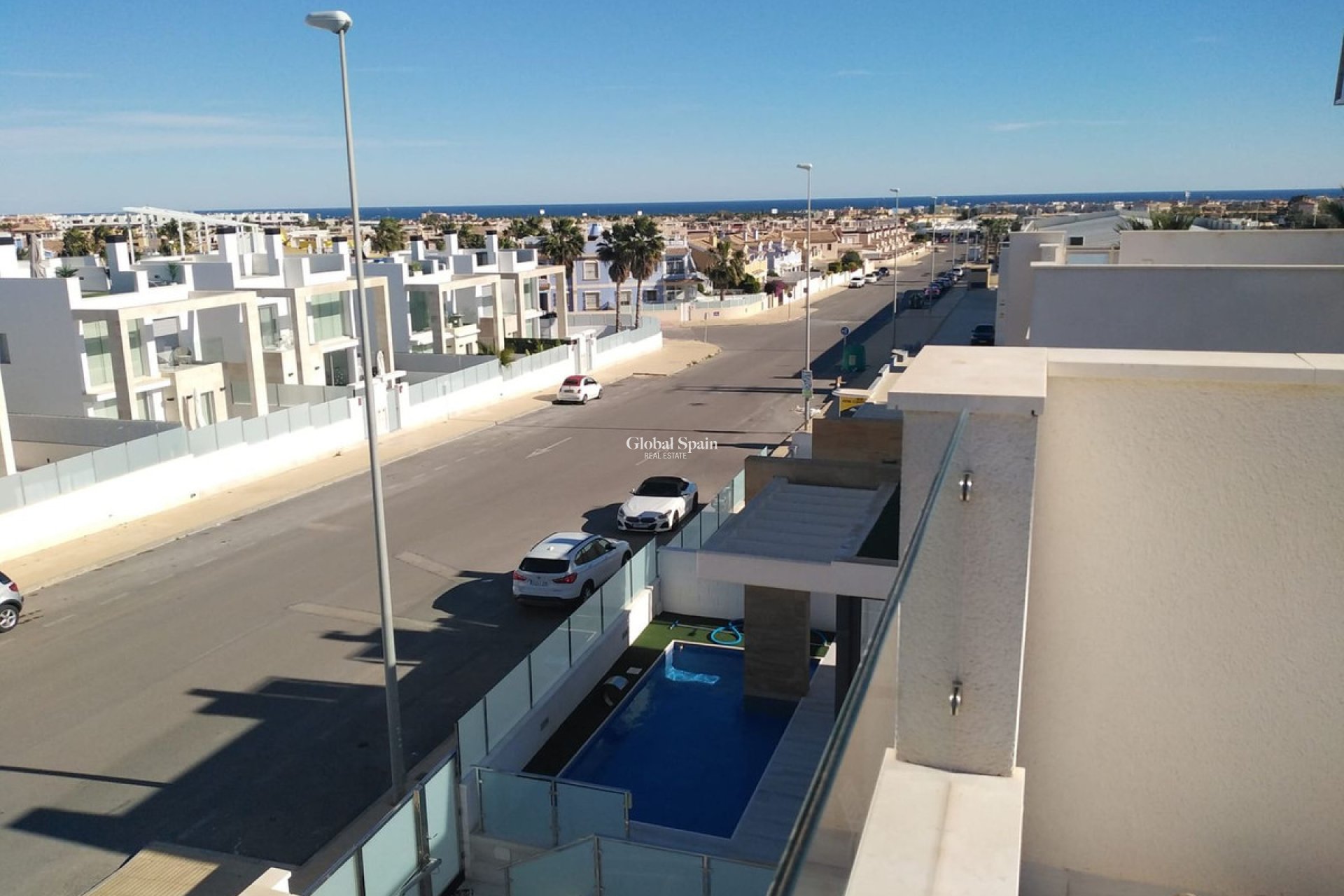 Resale - VILLA -
ORIHUELA COSTA - Costa Blanca