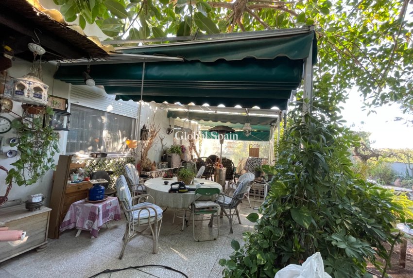 Resale - VILLA -
ORIHUELA COSTA - Costa Blanca