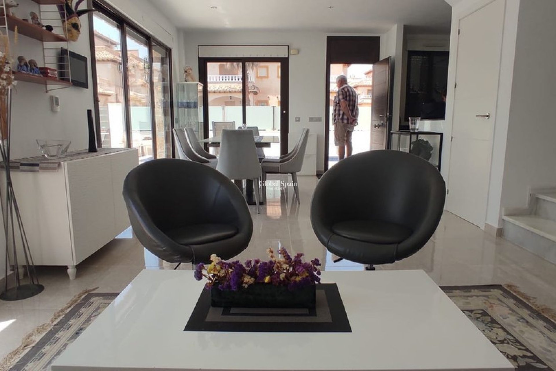 Resale - VILLA -
ORIHUELA COSTA - Costa Blanca