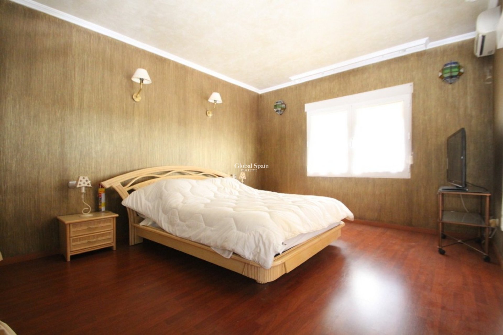 Resale - VILLA -
ORIHUELA COSTA - Costa Blanca