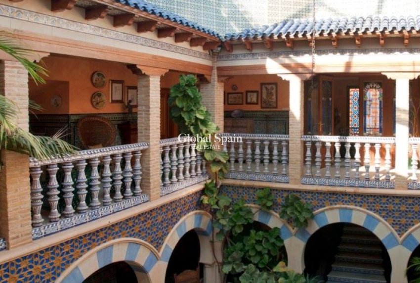 Resale - VILLA -
ORIHUELA COSTA - Costa Blanca