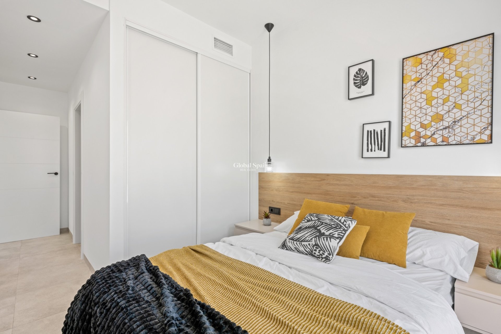 Resale - VILLA -
ORIHUELA COSTA - Costa Blanca