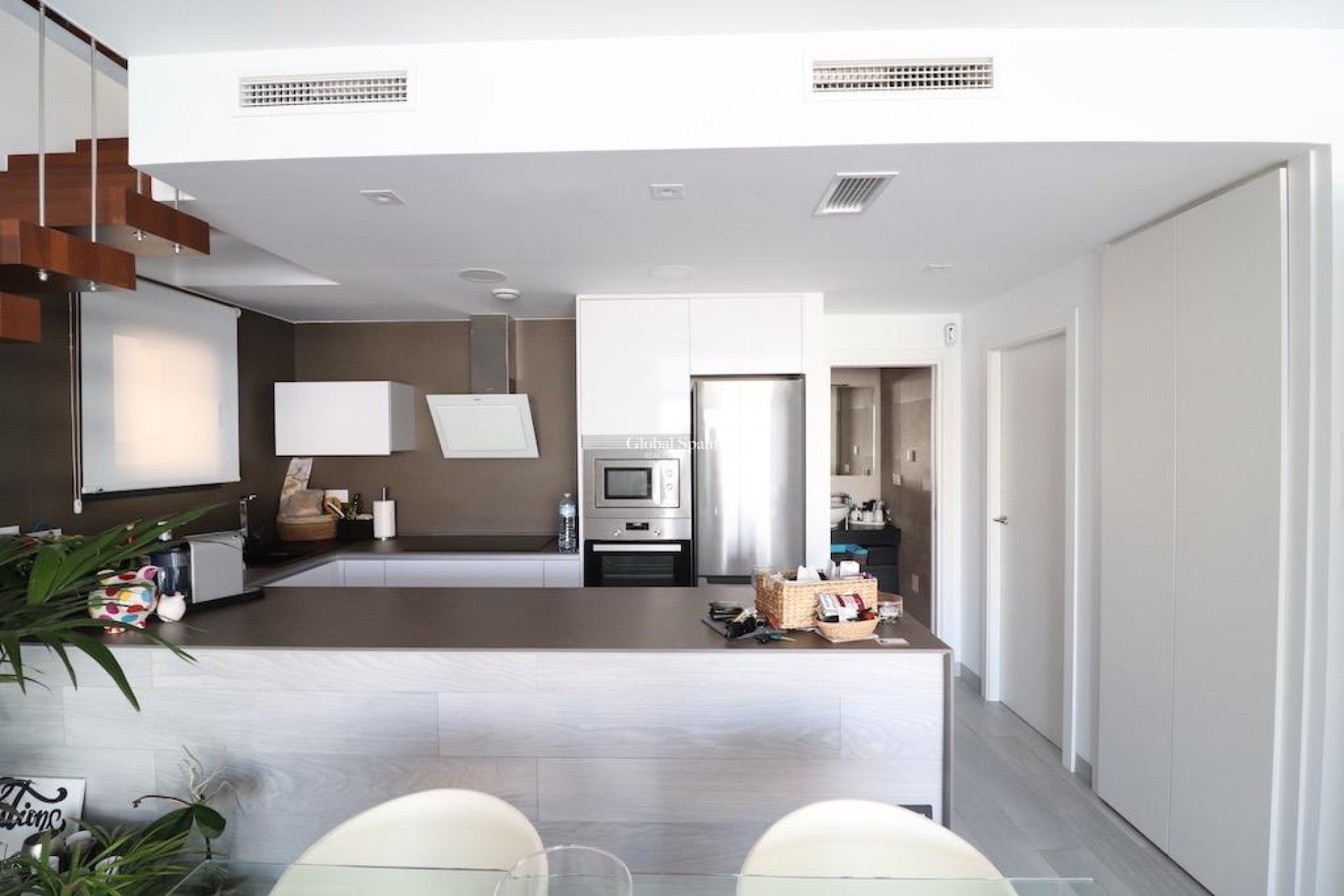 Resale - VILLA -
ORIHUELA COSTA - Costa Blanca