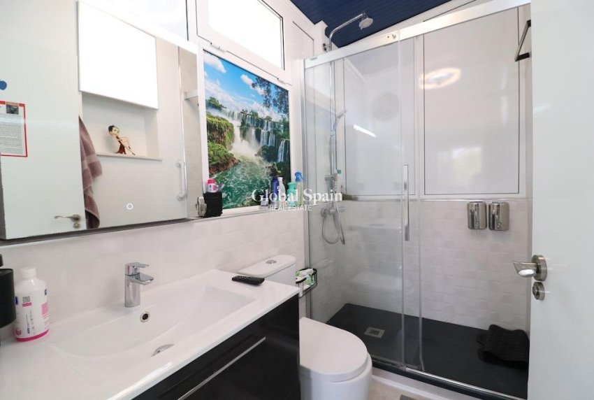 Resale - VILLA -
ORIHUELA COSTA - Costa Blanca