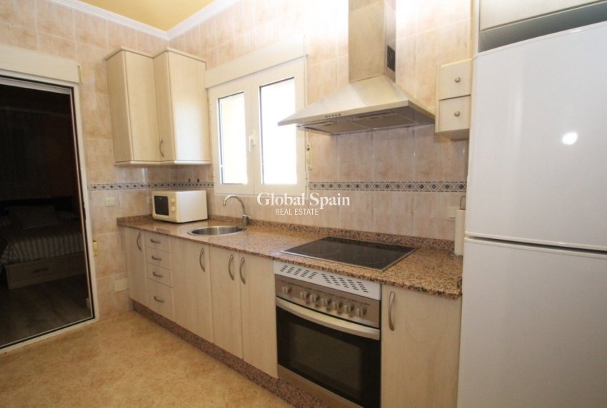 Resale - VILLA -
ORIHUELA COSTA - Costa Blanca