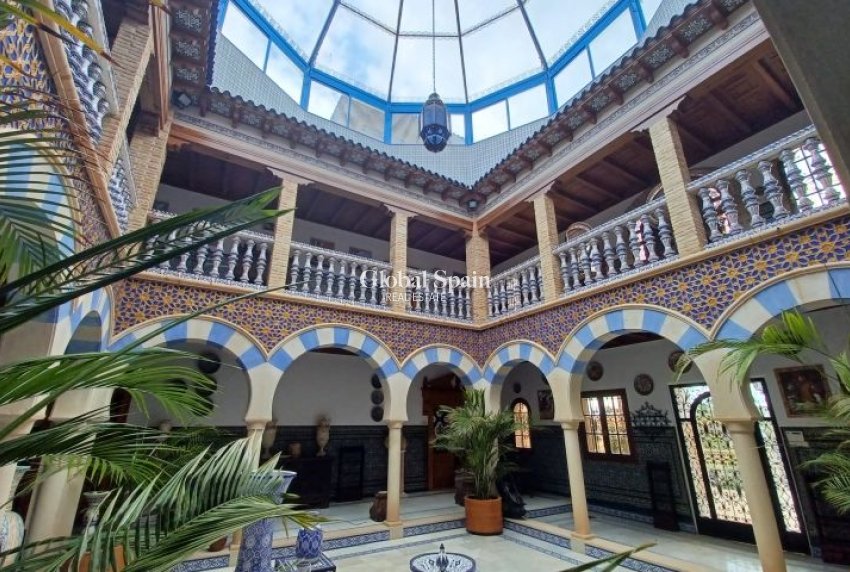 Resale - VILLA -
ORIHUELA COSTA - Costa Blanca
