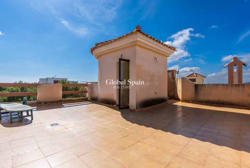 Resale - VILLA -
ORIHUELA COSTA - Costa Blanca