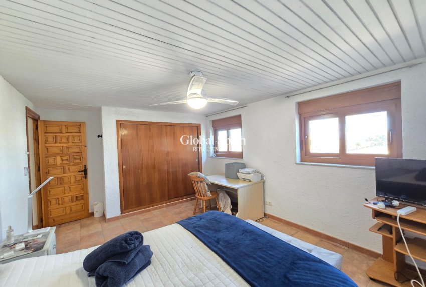 Resale - VILLA -
ORIHUELA COSTA - Costa Blanca