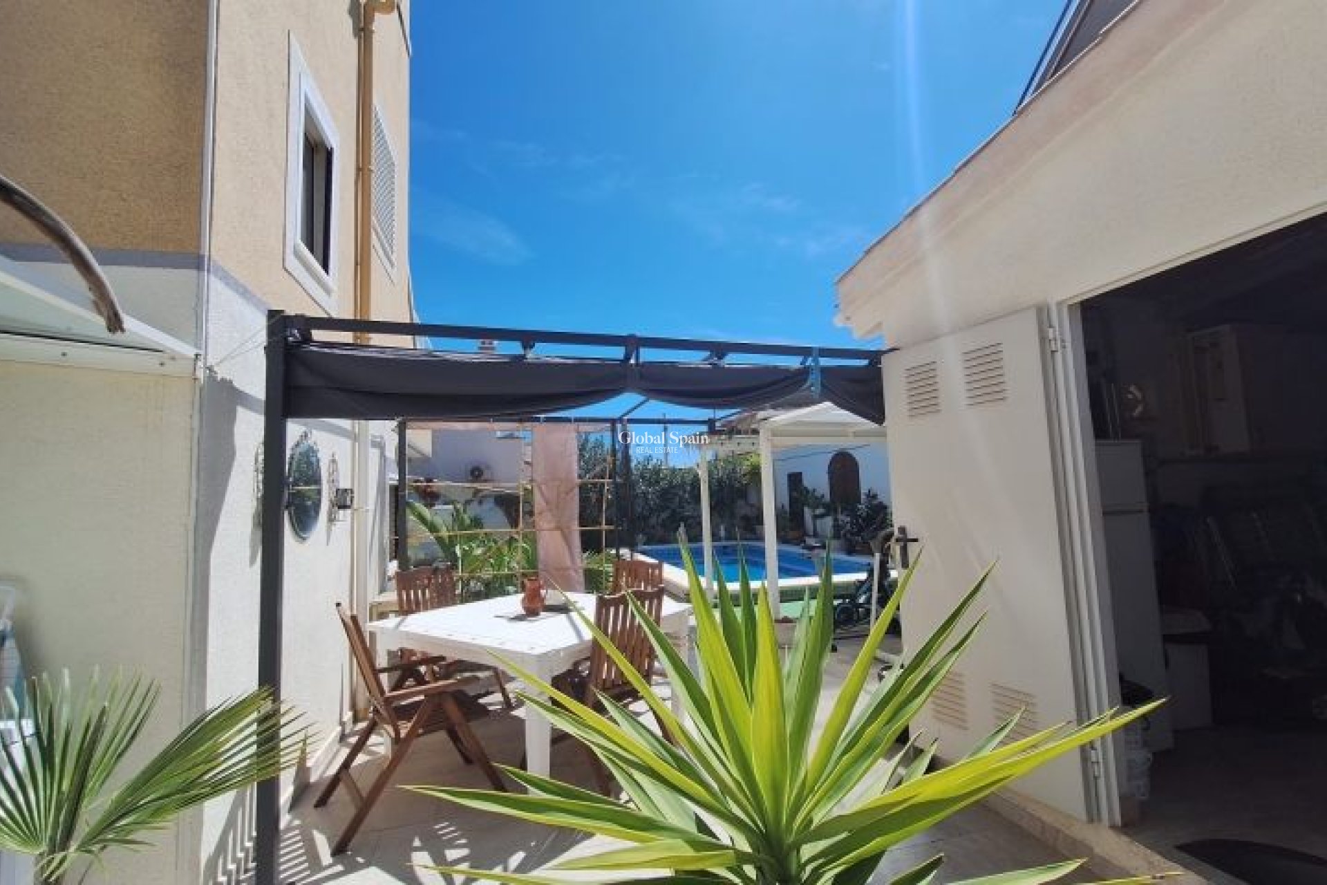 Resale - VILLA -
ORIHUELA COSTA - Costa Blanca