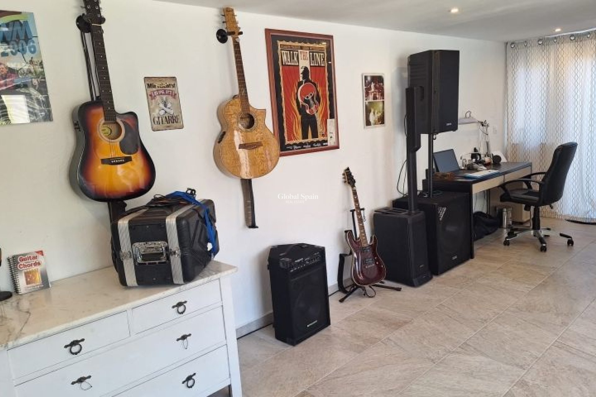 Resale - VILLA -
ORIHUELA COSTA - Costa Blanca