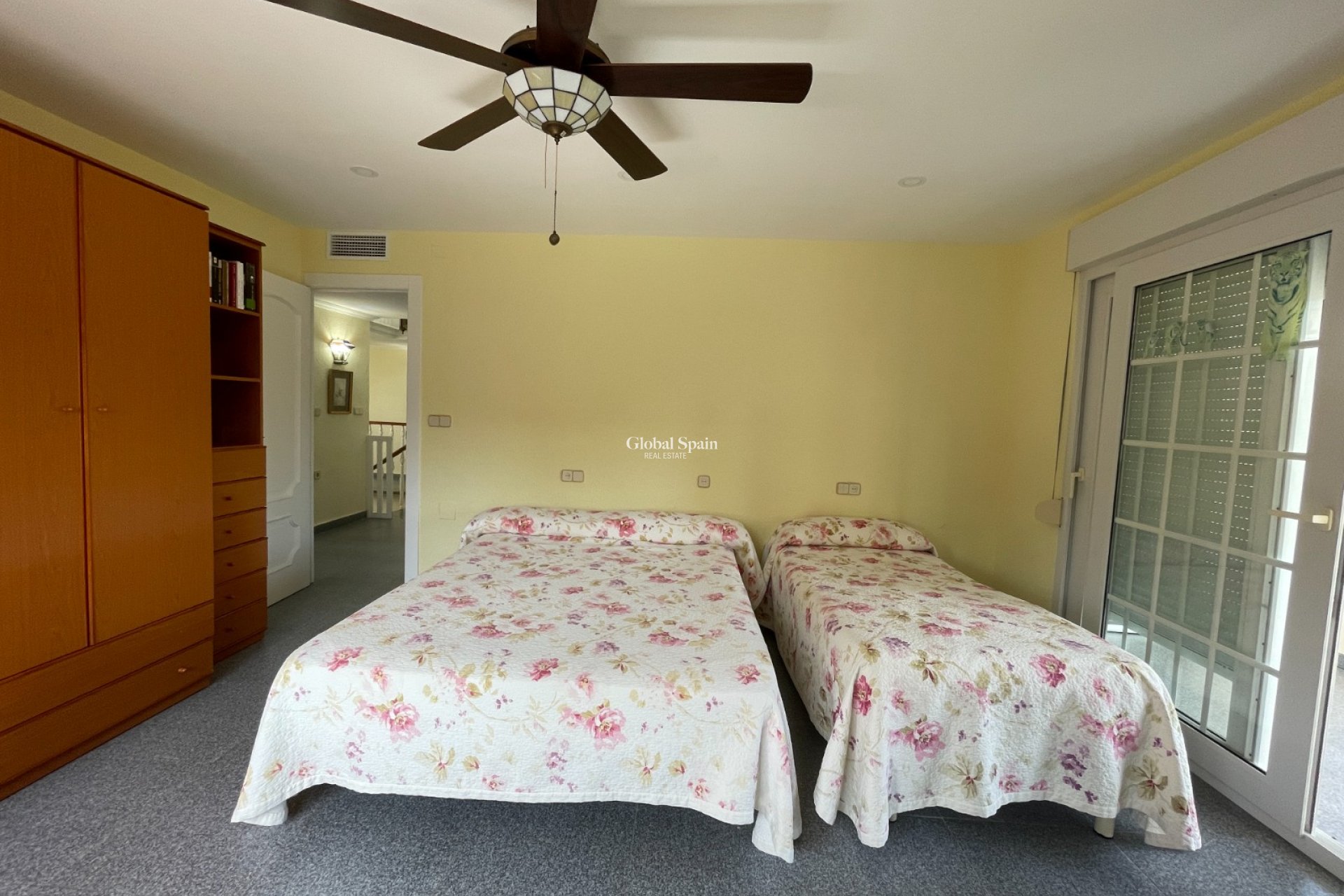 Resale - VILLA -
ORIHUELA COSTA - Costa Blanca