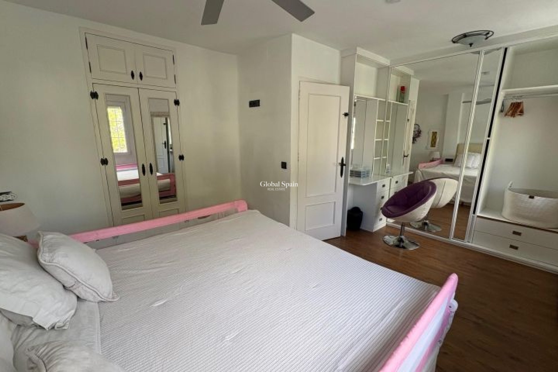 Resale - VILLA -
ORIHUELA COSTA - Costa Blanca