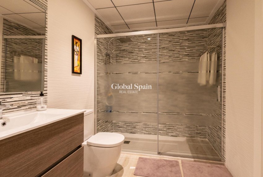 Resale - VILLA -
ORIHUELA COSTA - Costa Blanca
