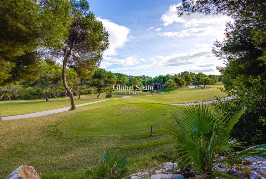Resale - VILLA -
ORIHUELA COSTA - Costa Blanca