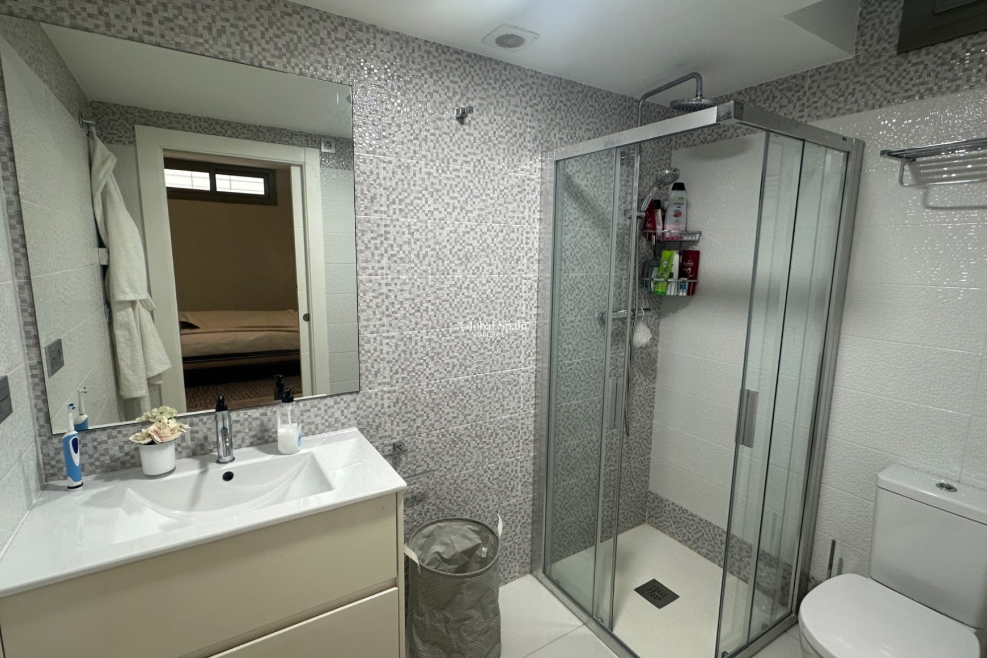 Resale - VILLA -
ORIHUELA COSTA - Costa Blanca