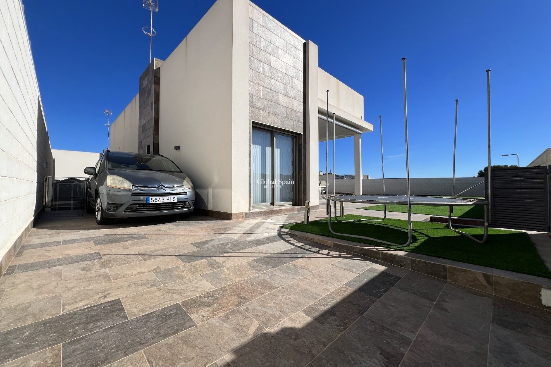 Resale - VILLA -
ORIHUELA COSTA - Costa Blanca