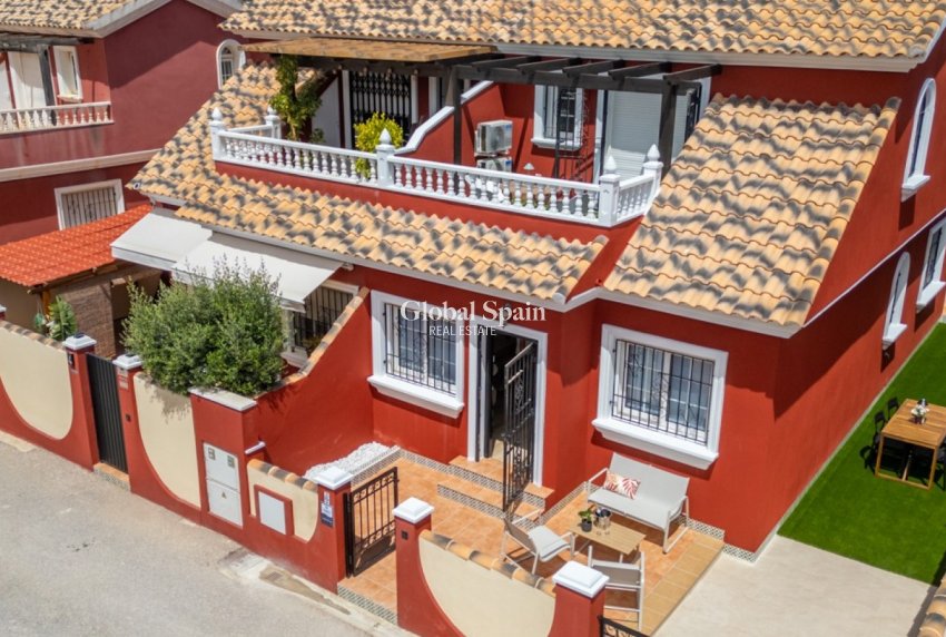Resale - VILLA -
ORIHUELA COSTA - Costa Blanca