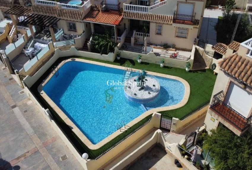 Resale - VILLA -
ORIHUELA COSTA - Costa Blanca